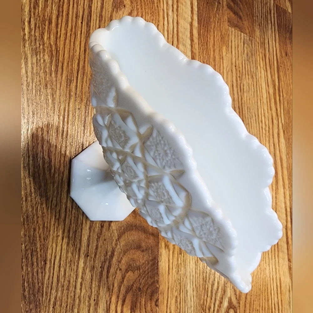 Vintage Milk Glass Vase Planter Old Quilt PatternWestmoreland Vintage